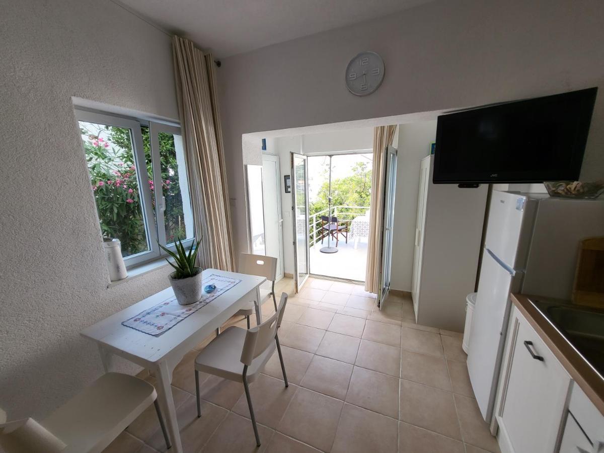 Apartment Stipe Donja Klada Eksteriør billede